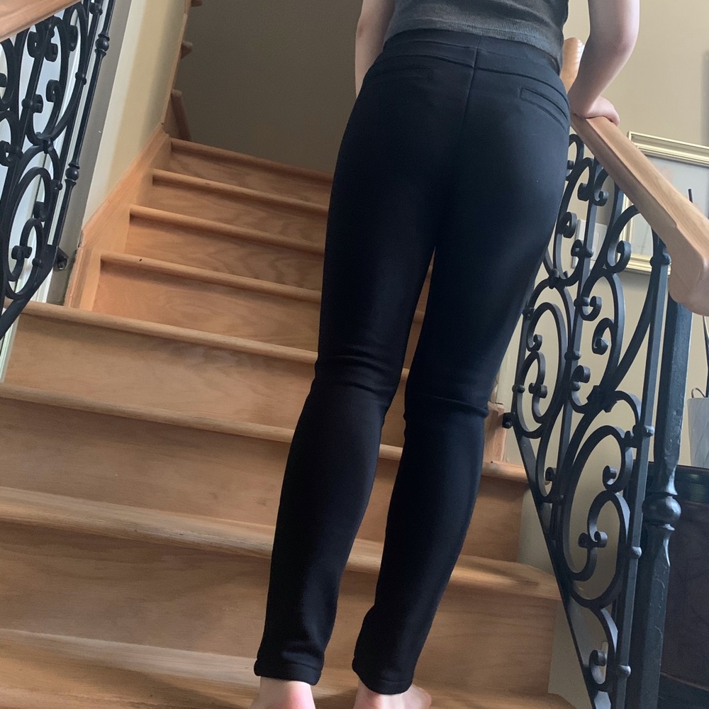 Black skinny pants